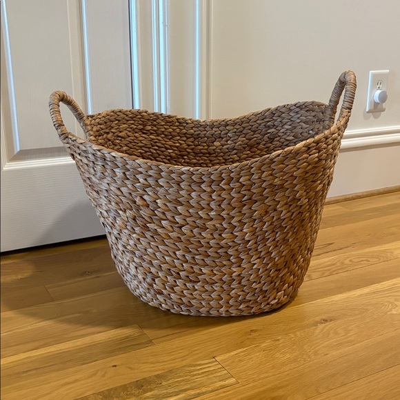Ballard Designs Other - Ballard Designs Basket